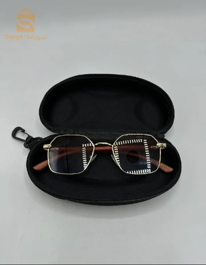 Lunette de soleil chrome hearts + pochette gratuit