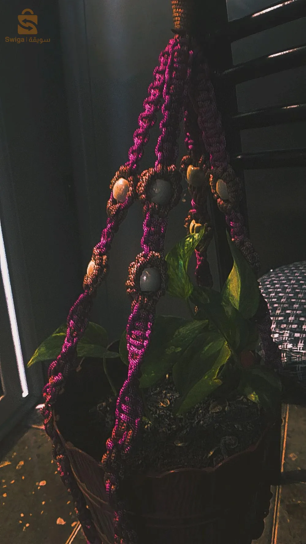 Indoors plant hanger