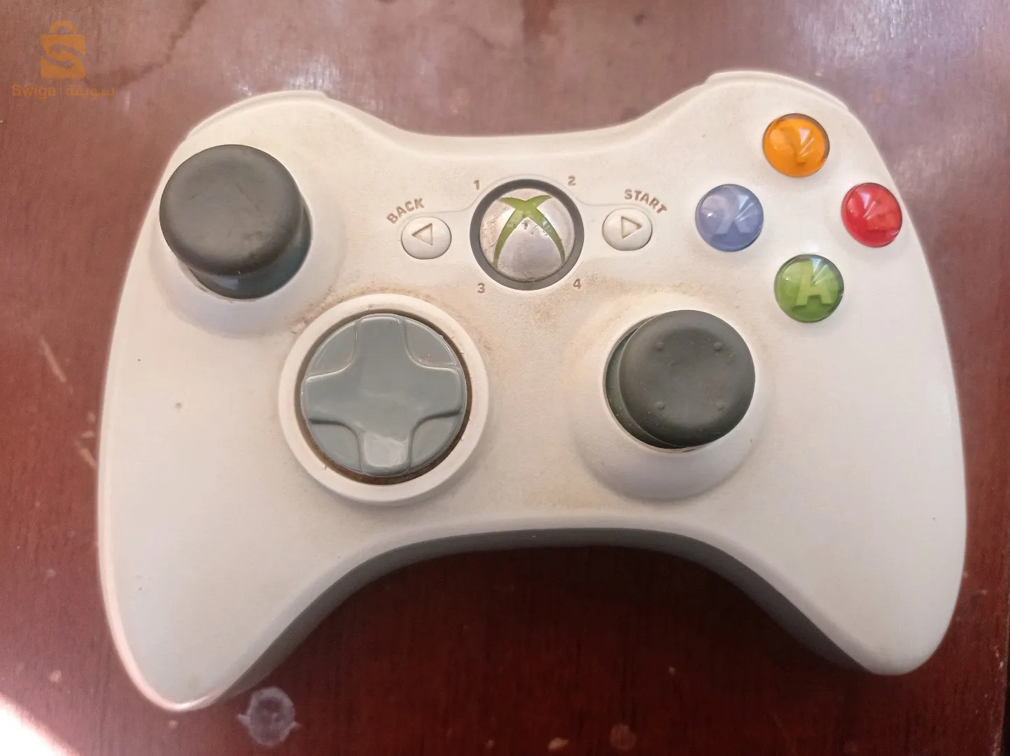 يد تحكم إكس بوكس 360 في حالة جد جيدة