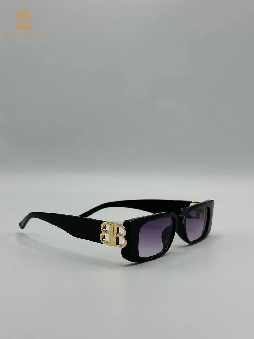 Lunette de soleil BALENCIAGA + pochette gratuit