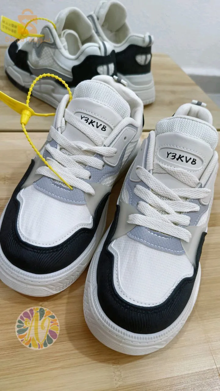 Nouveau 🎯  Les plus beaux modèles avec une excellente qualité et les meilleurs prix 🤗 ⭐⭐⭐⭐⭐  ...  Élégance et sophistication chez les chaussures Arena 🤩🔥   Tailles : 36-37-38-39-40-41  Livraison dans 58 Wilaya 🚚  Et bien sûr, la livraison est gratuite au sein de la ville de Souk Ahras 🙈💫  Vous pouvez commander dès maintenant via l'email de la page (photo du modèle + pointeur + numéro de téléphone + état)  ..  Les images sont 100% réelles