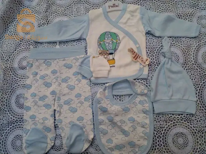 حقيبة لمستلزمات الرضع فقط ب 800 الف