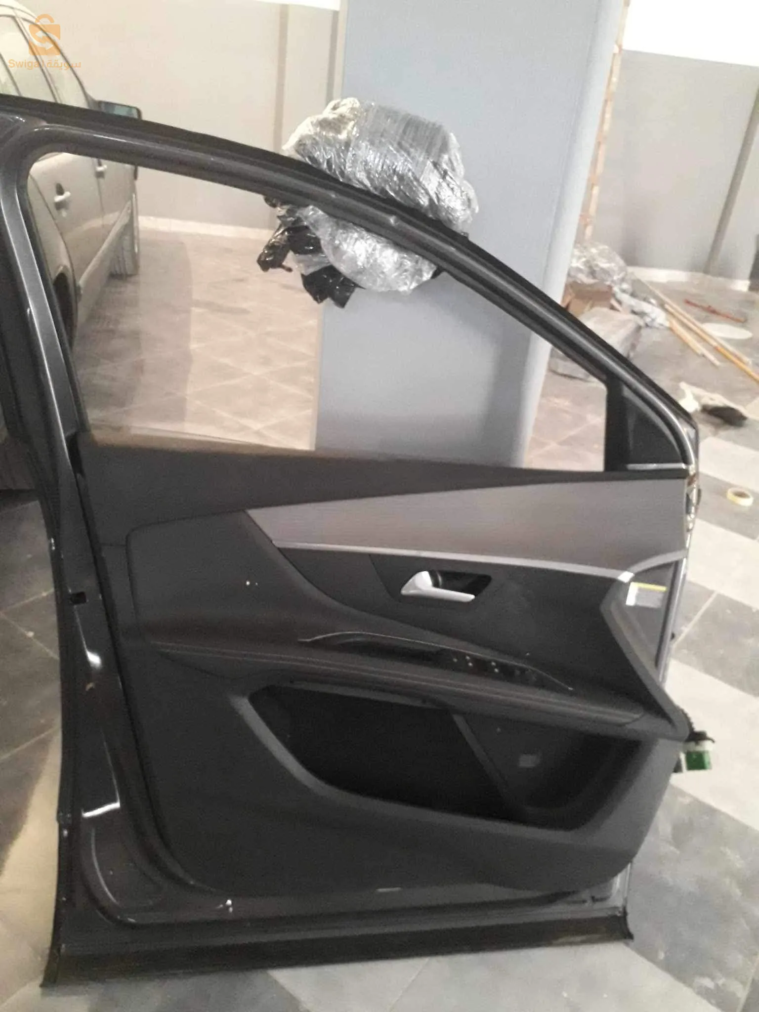 ابواب أمامية بيحو 3008