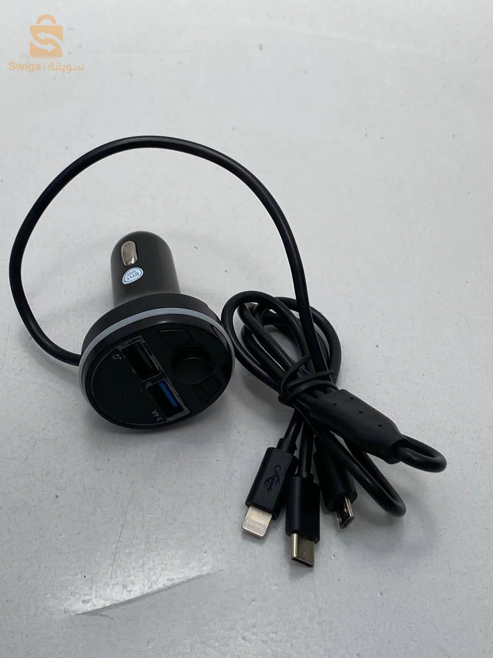 شاحن سيارة ومُرسِل MP3 FM بلوتوث RGB مع 3 كابلات شحن G-451