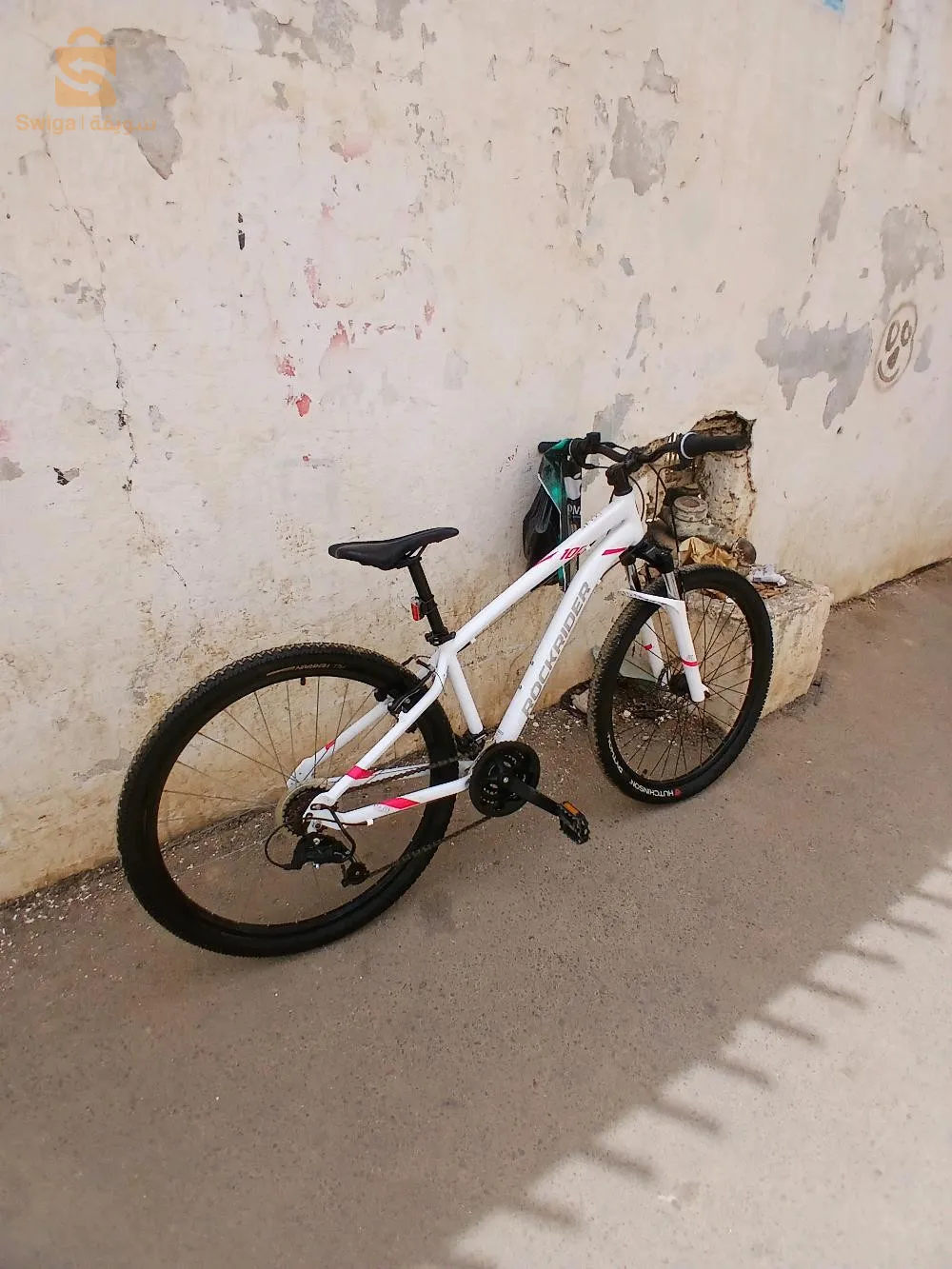 btwin. rockrider st100