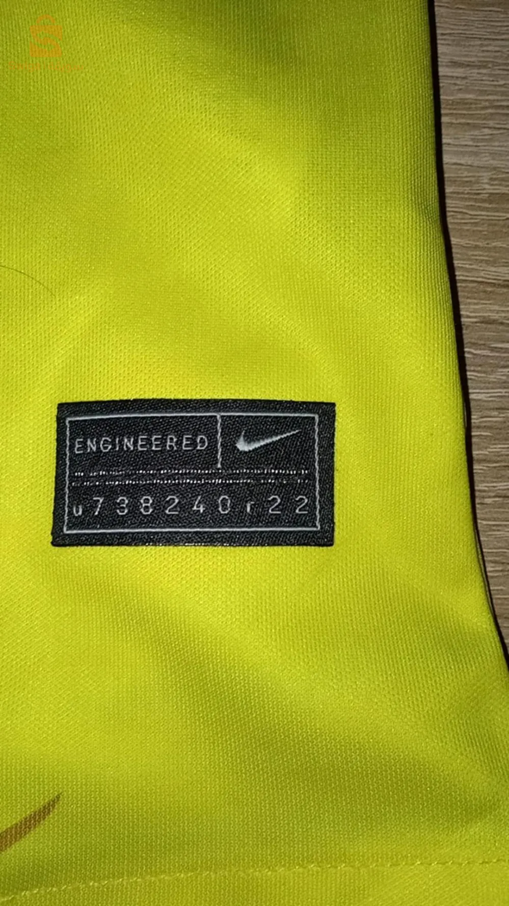 قميص منتخب البرازيل