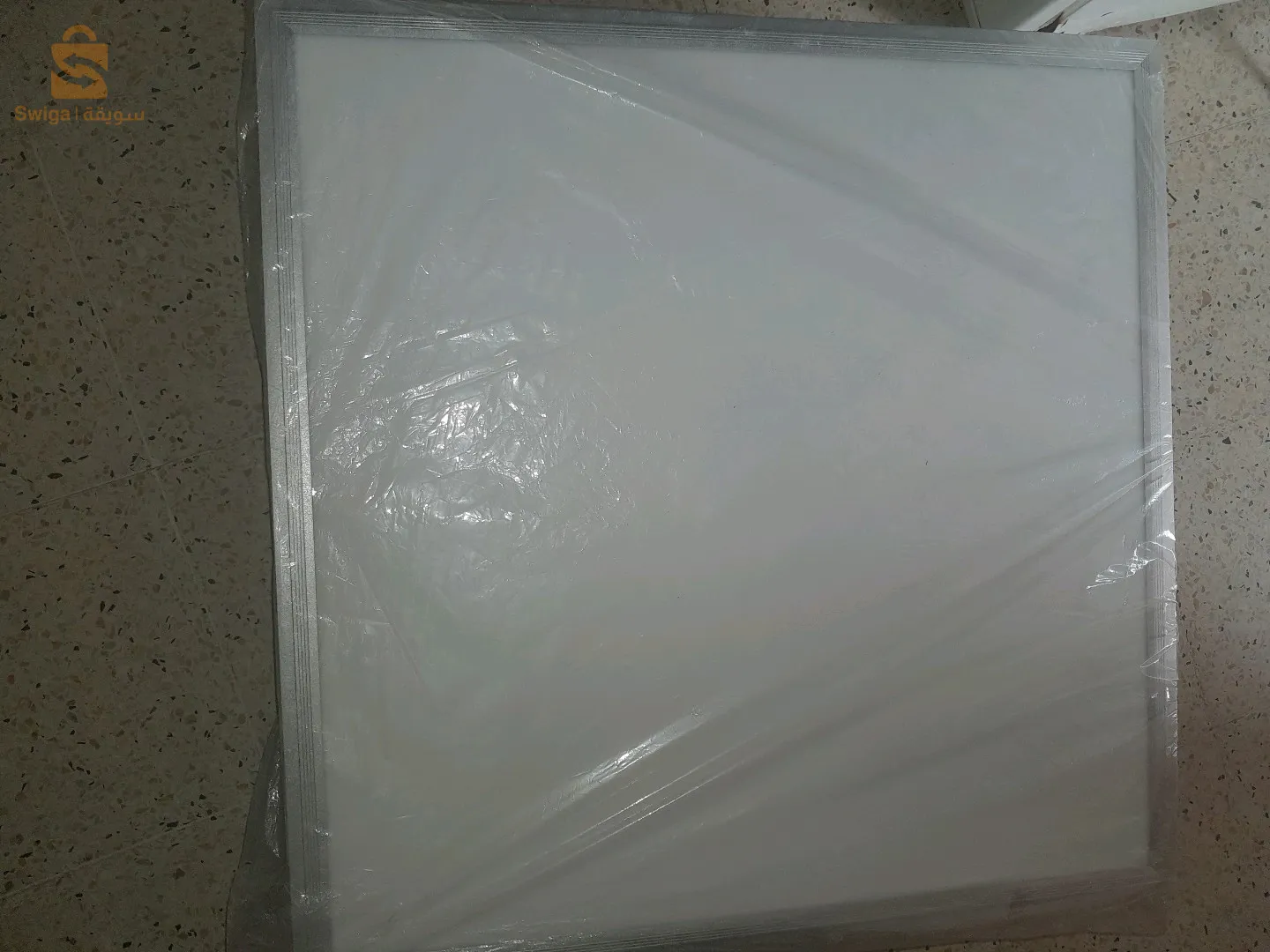 للبيع 2 بريجكتور لاد والة حاسبة تطبع ورق ولونديلور جدد مربع لاد