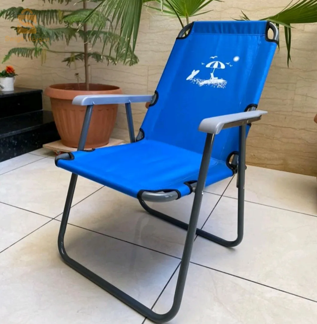 les chaises et parasol