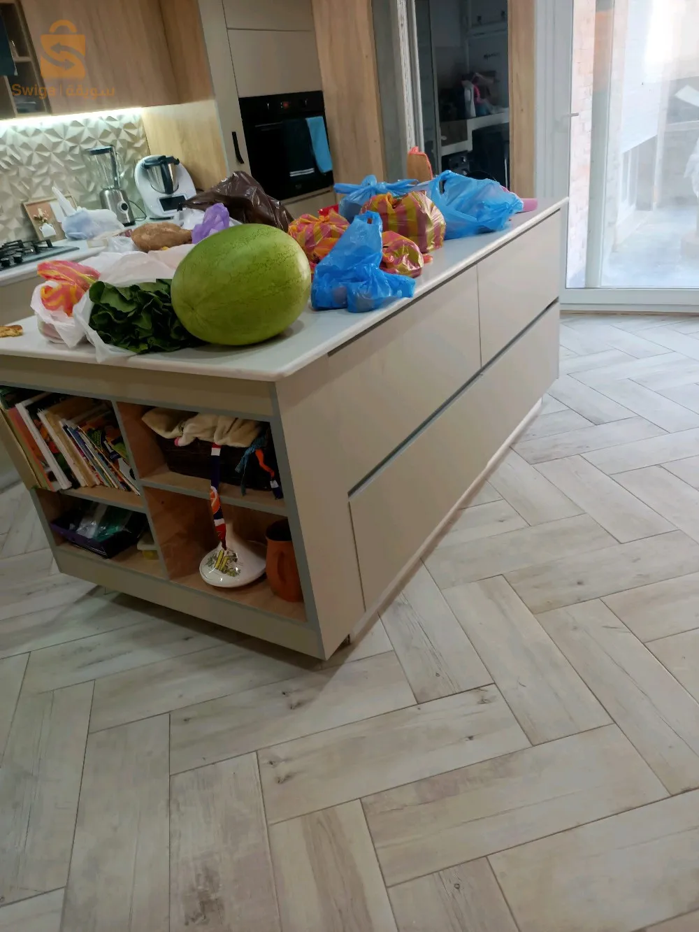 مطابخ  حسب مقياس