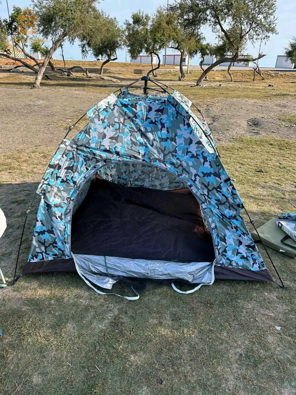 Tente camping automatique 4 places