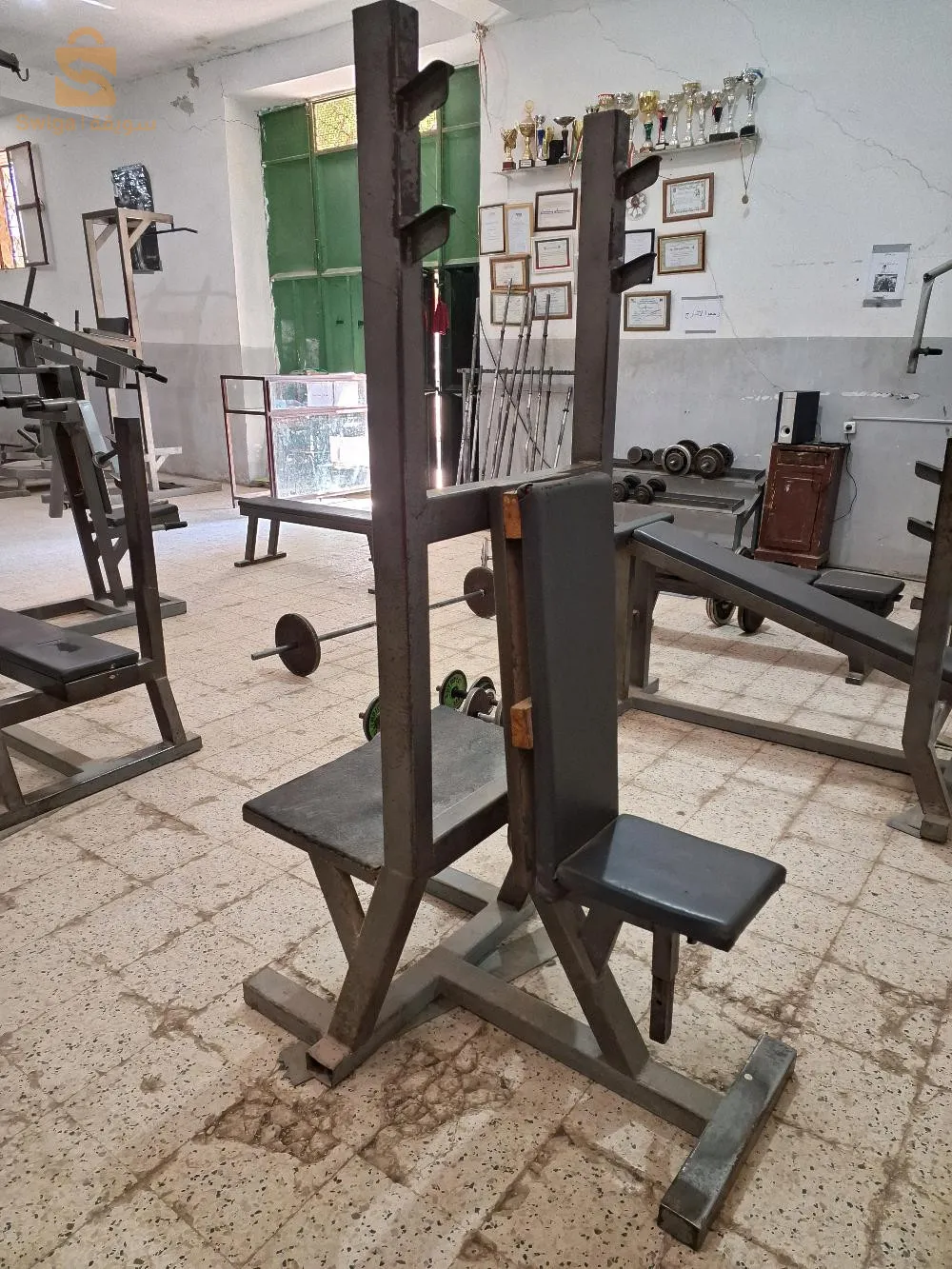 قاعة كمال أجسام كاملة