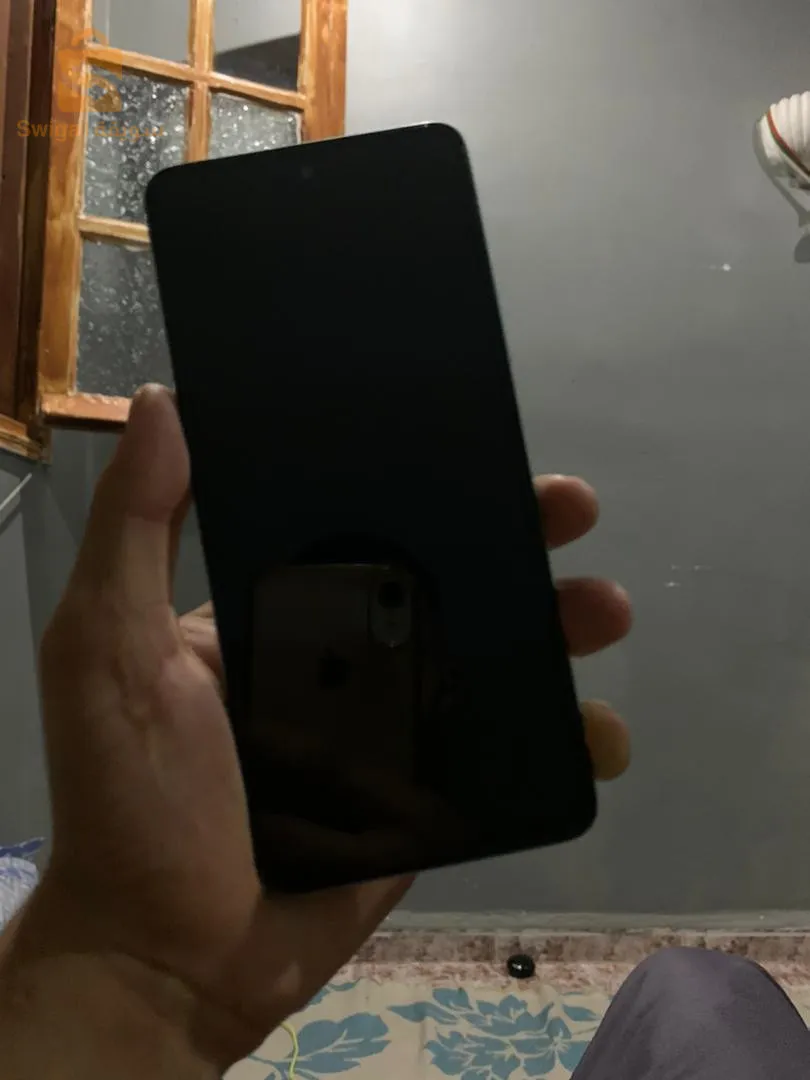 avec sa boîte et tout les accessoires