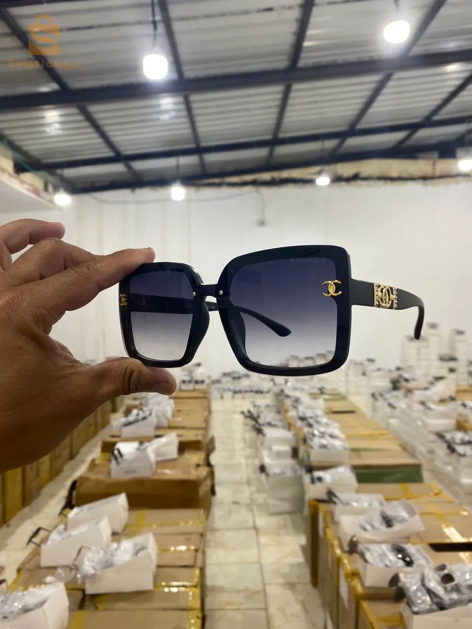 بيع نضارات نسائية شمسية و طبية