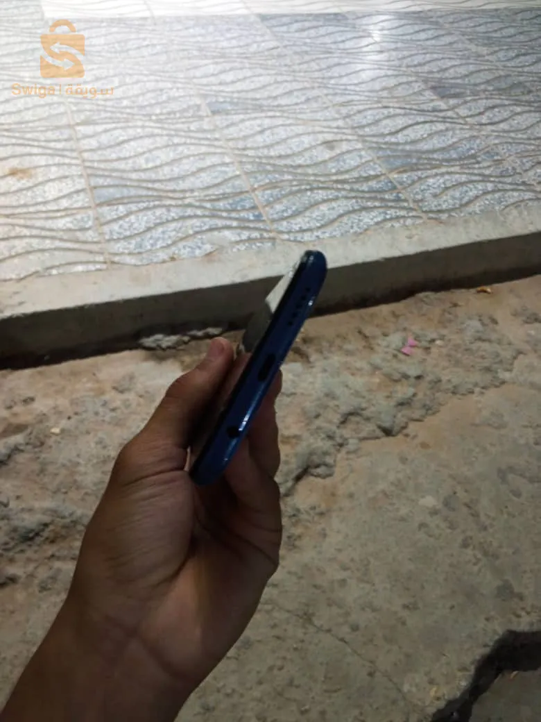 هاتف نقال