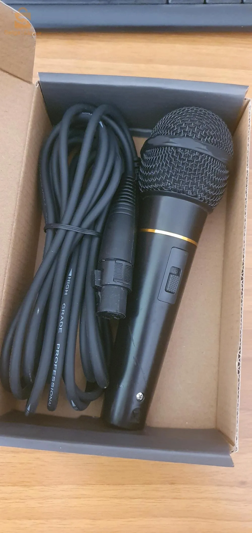 ميكروفون جديد