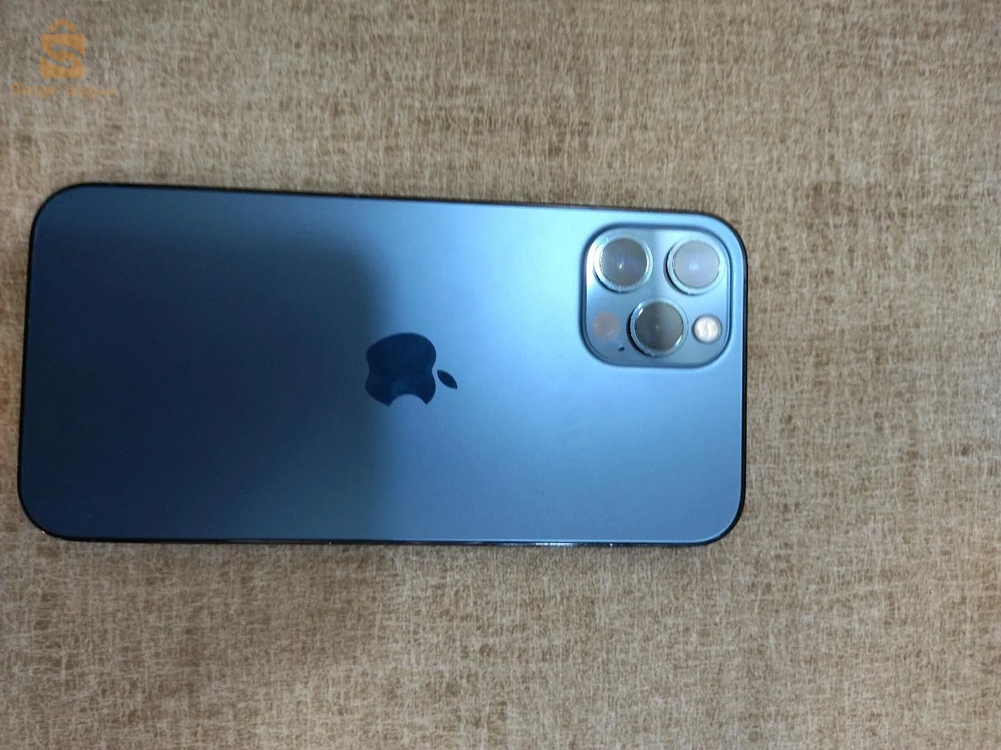 iphone 12 pro🇬🇧  0552370498