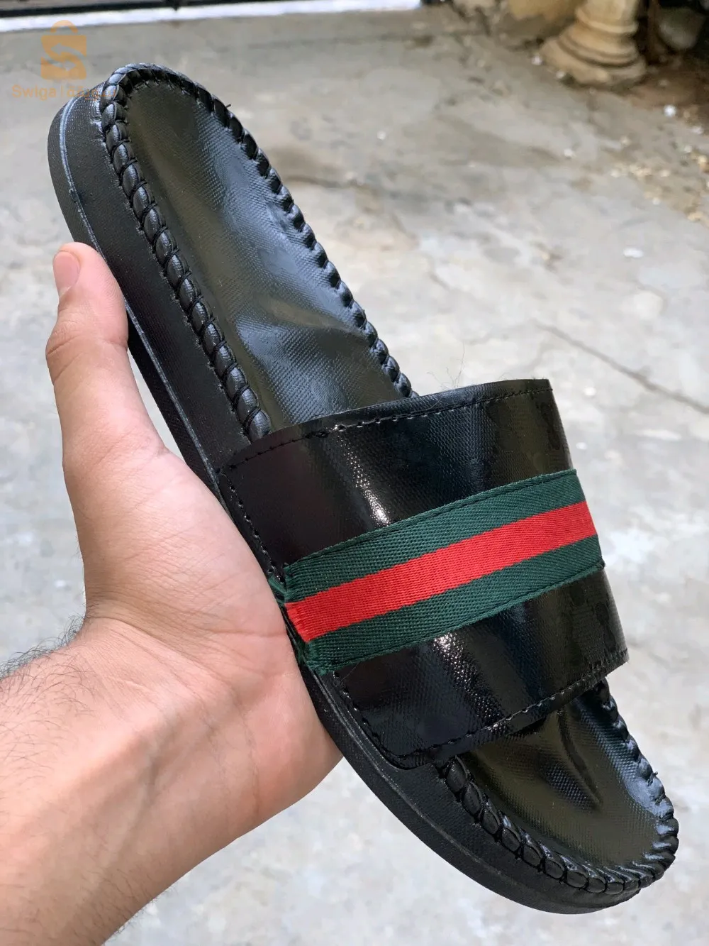 slide Gucci
