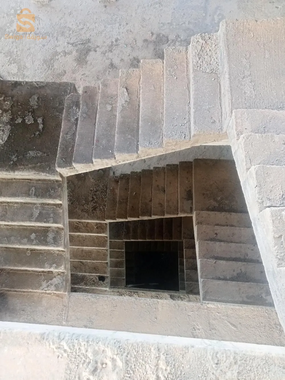 كاركاس سكني و تجاري سحاولة مقابل تكوين مهني