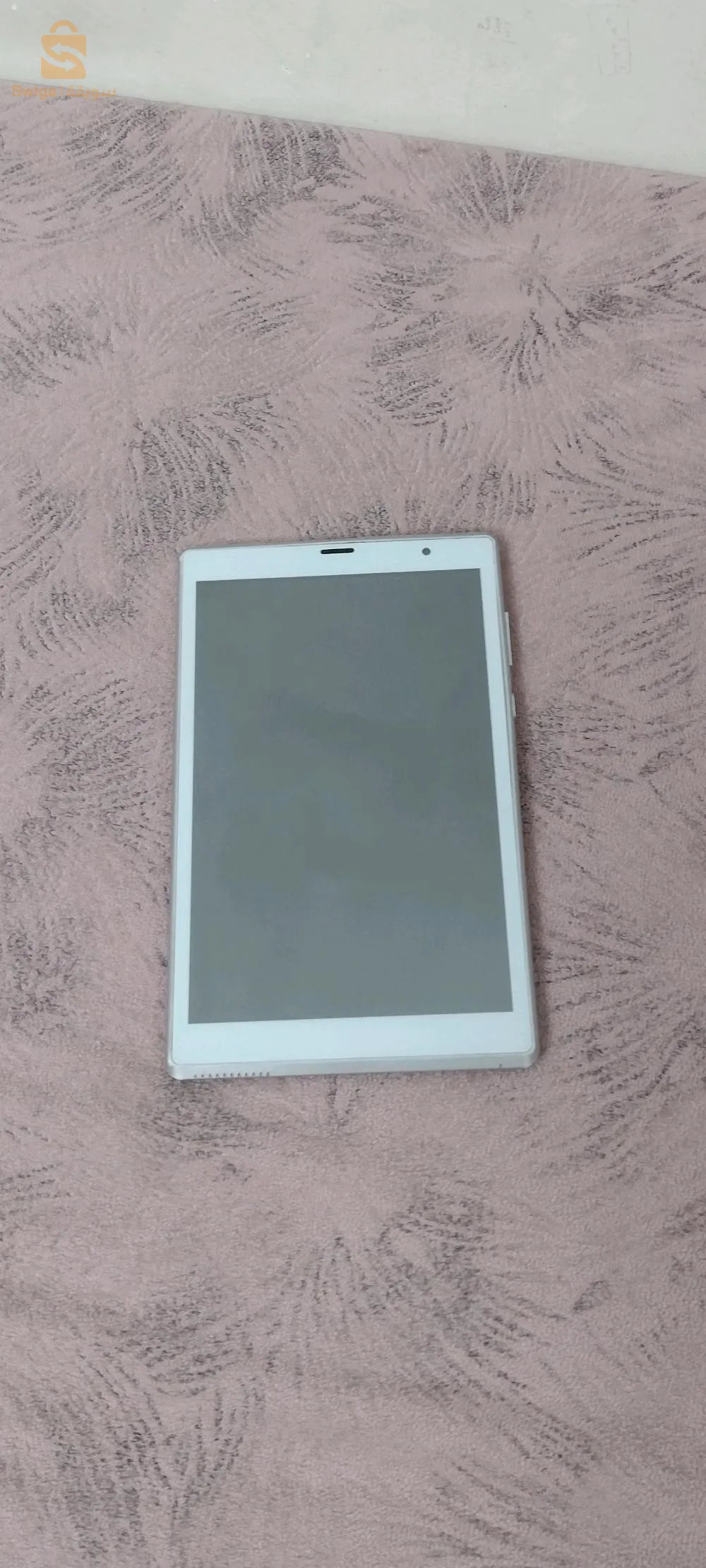 cedia cm 810.    ..4/64...