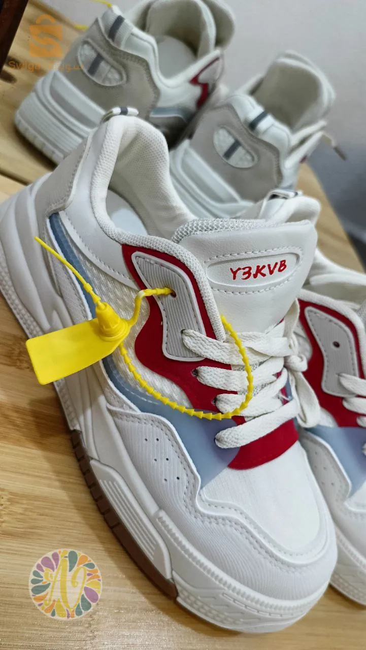 Nouveau 🎯  Les plus beaux modèles avec une excellente qualité et les meilleurs prix 🤗 ⭐⭐⭐⭐⭐  ...  Élégance et sophistication chez les chaussures Arena 🤩🔥   Tailles : 36-37-38-39-40-41  Livraison dans 58 Wilaya 🚚  Et bien sûr, la livraison est gratuite au sein de la ville de Souk Ahras 🙈💫  Vous pouvez commander dès maintenant via l'email de la page (photo du modèle + pointeur + numéro de téléphone + état)  ..  Les images sont 100% réelles