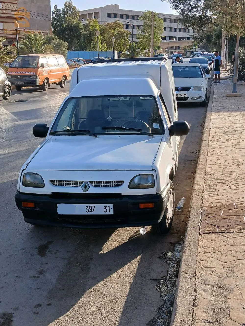 بيع سيارة إكسبريس 1997