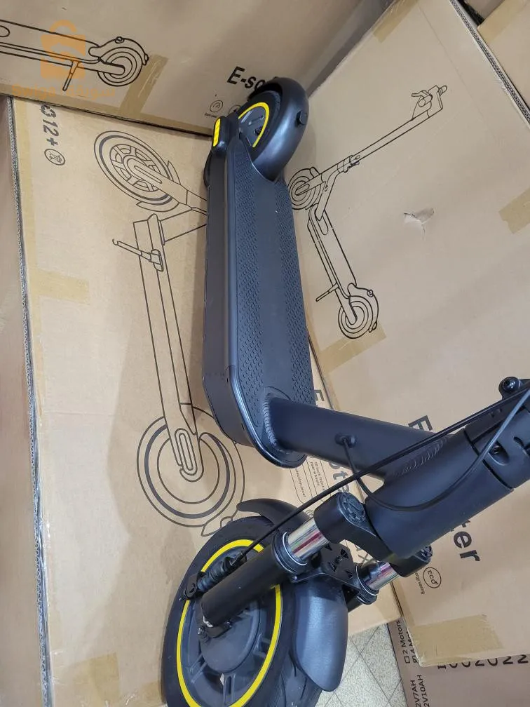 scooter électrique 
vittes 45 tlh9 65
batterie 60