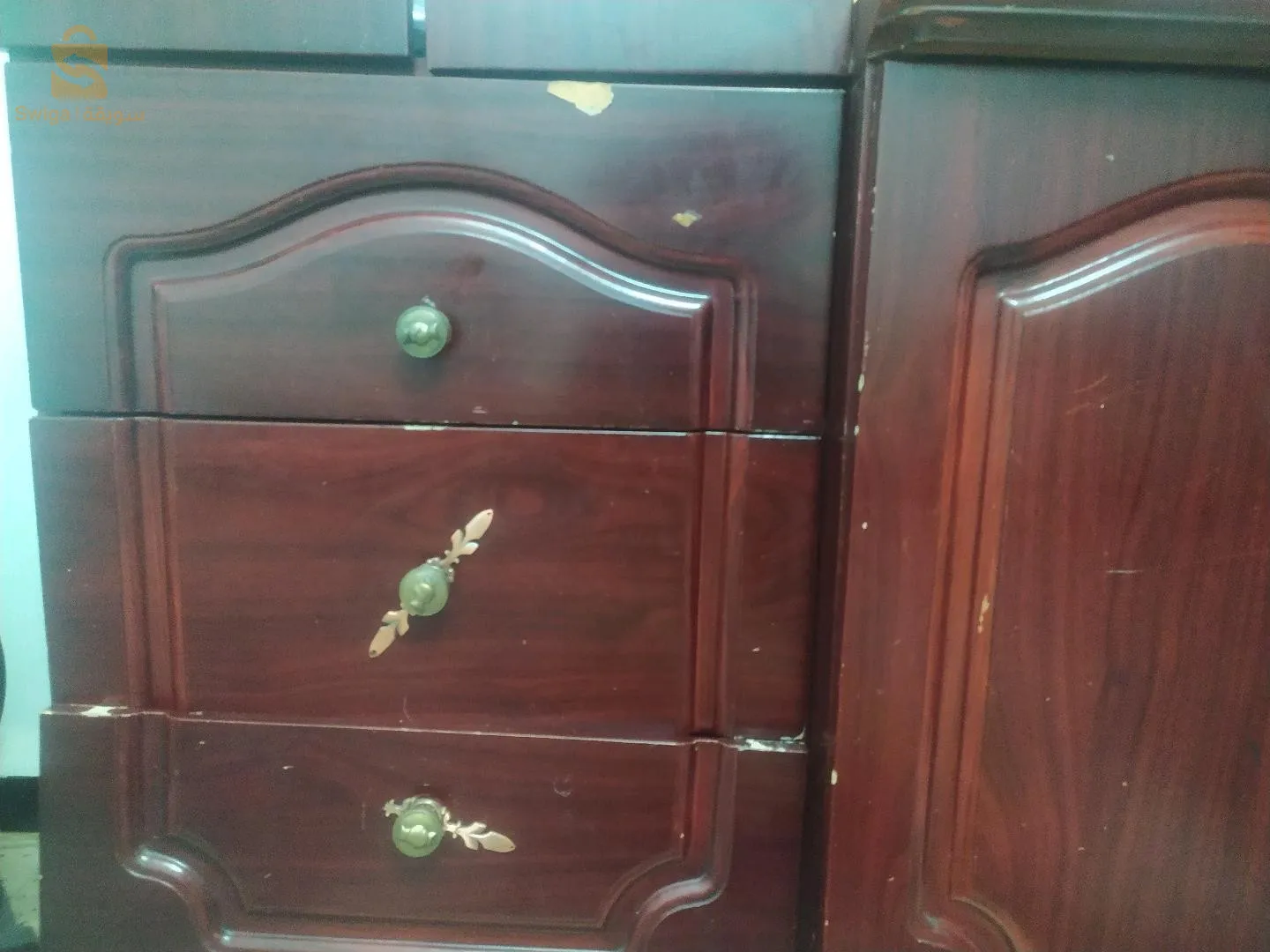 بيبليوتاك للبيع