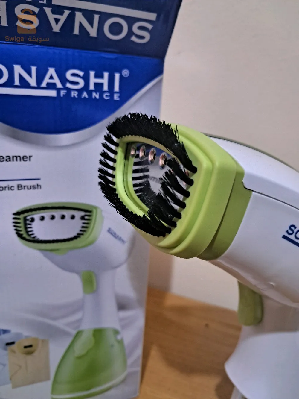 مكواة ملابس مع بخارة محمولة