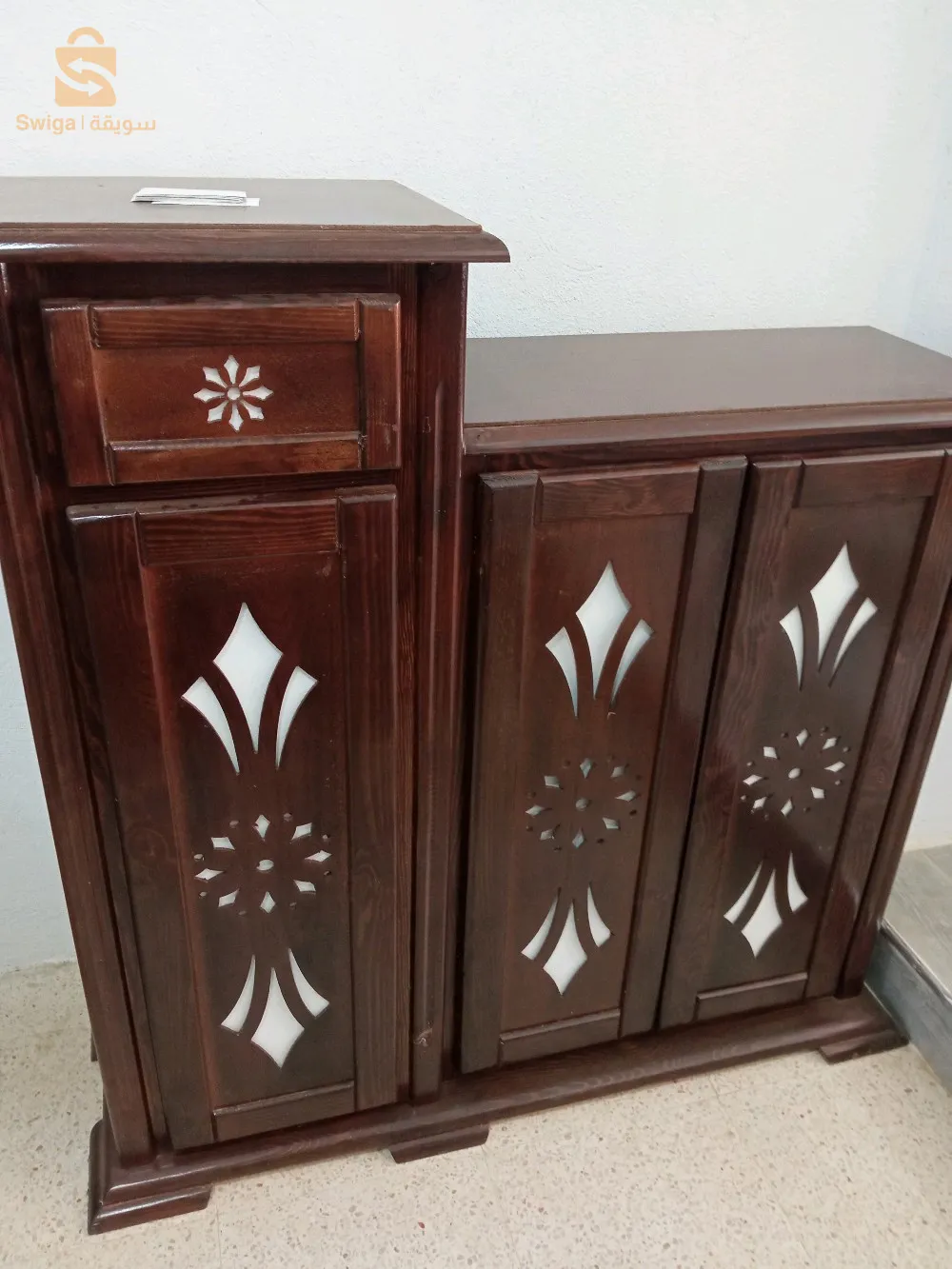حاملة احذية