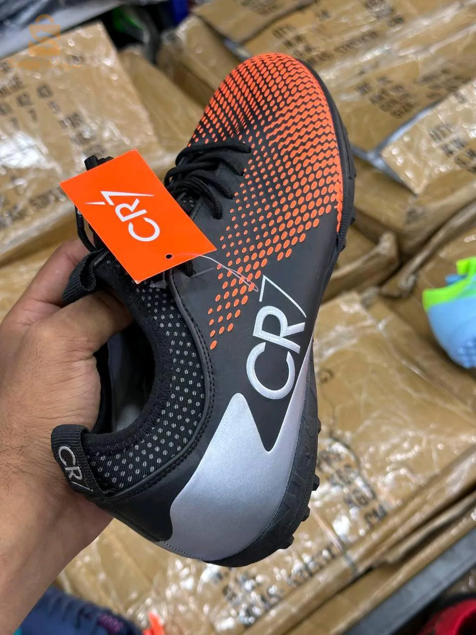 Soulier tout terrain CR7 ( 3 )