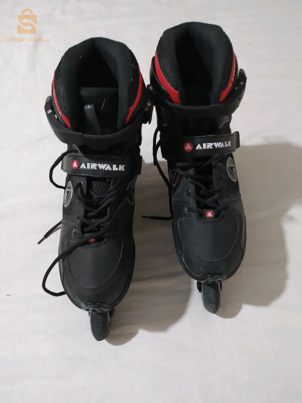 حذاء رياضي نوع رولور