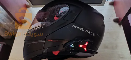 بلوتوث جديد حاجة شابة ماهزش مستعمل