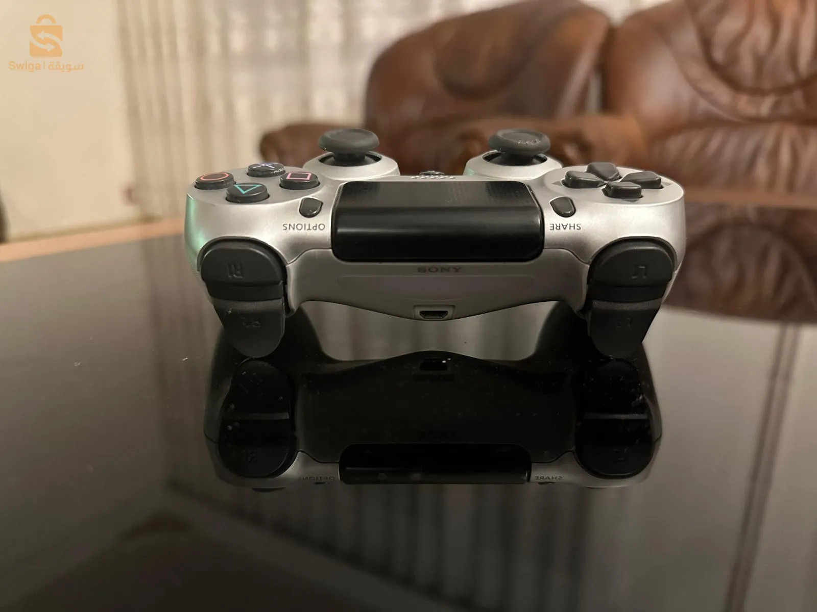 يد بلايستيشن 4 نسخة طبق الأصل، مستعملة(لايوجد فيها أي مشكلة)