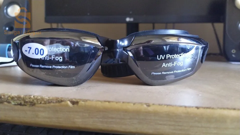 La piscine se compose de quatre pièces 🏊‍♀️👓⛑️🚹Professionnel.🏃🏃