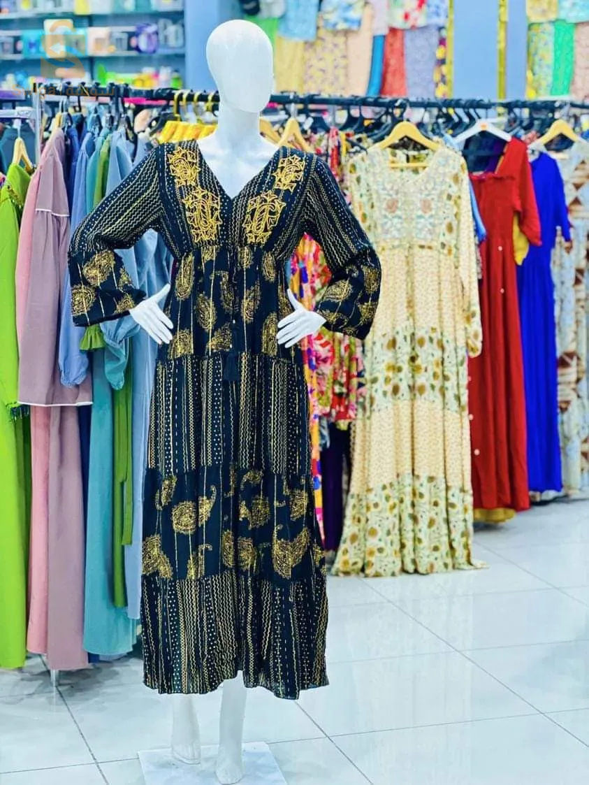 ملابس نسائية واطفال