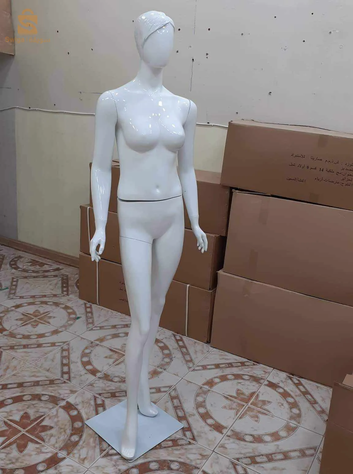 مانكات نسائية