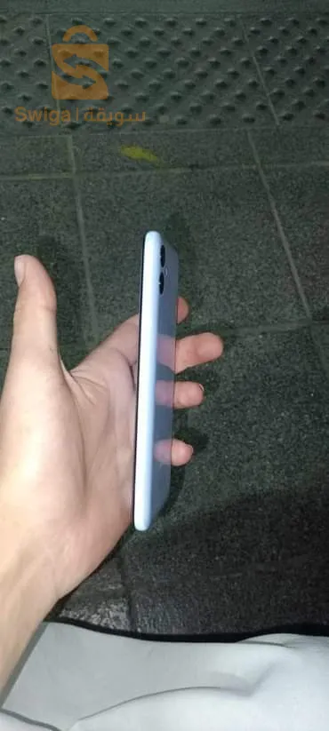 هاتف مستعمل في حالة جيدة جدا للبيغ