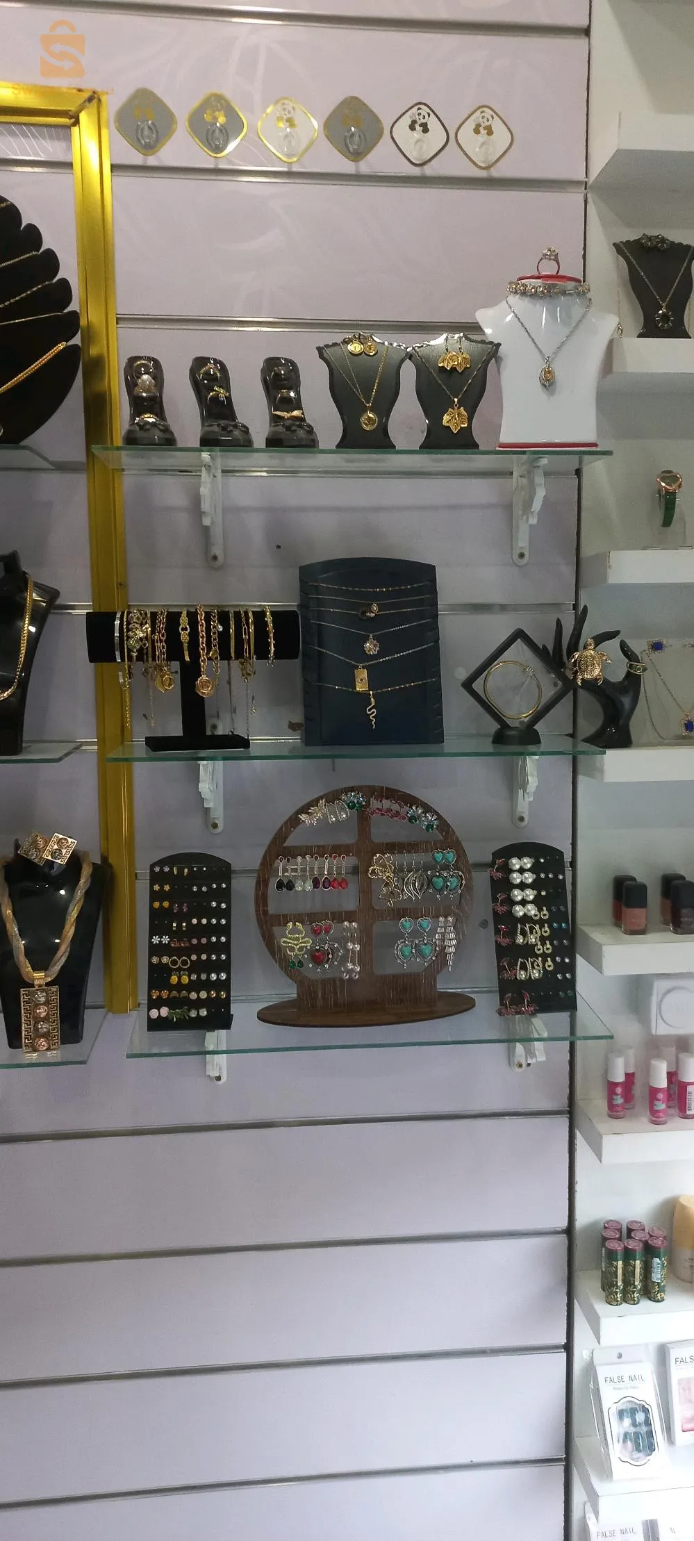 بيع ايكسيسوارات