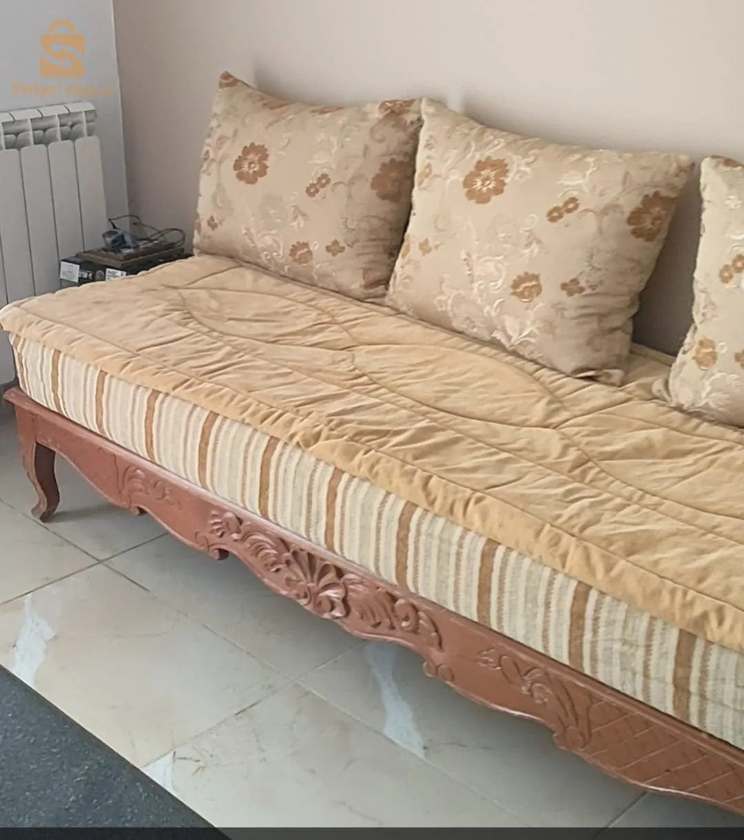 3 سدادر + 3 ماطلا + فراشين و كل فراش ب 9 مخايد