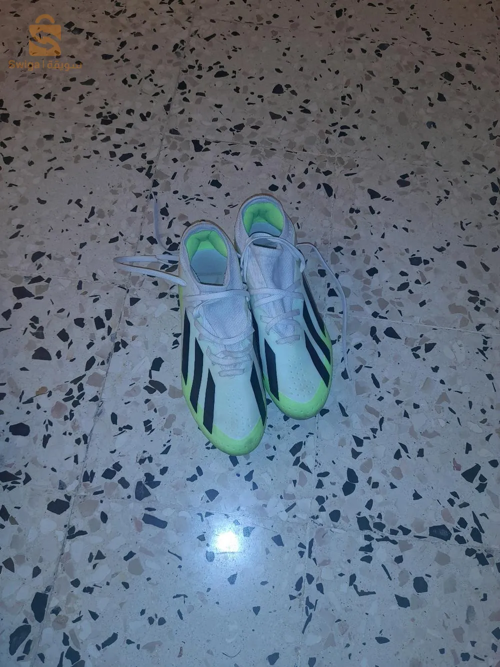 حذاء كريزي فاست