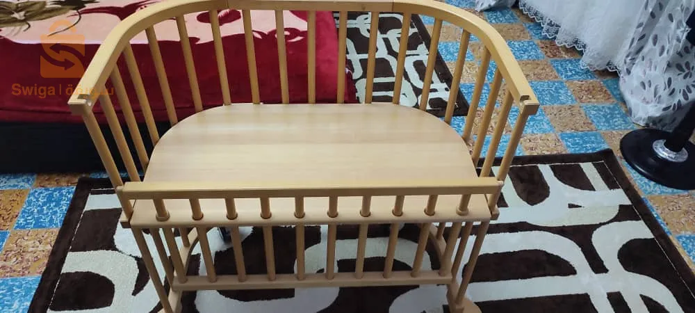 li en bois d'Allemagne tout neuf