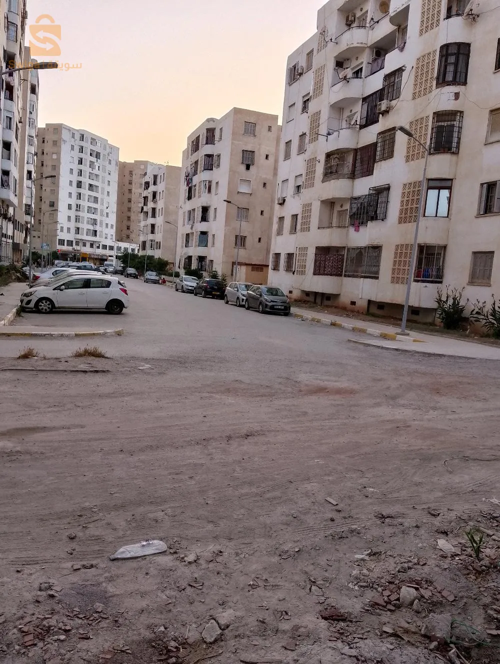محل للبيع في برج البحري الجزائر مقابل ثانوية قاصدي مرباح