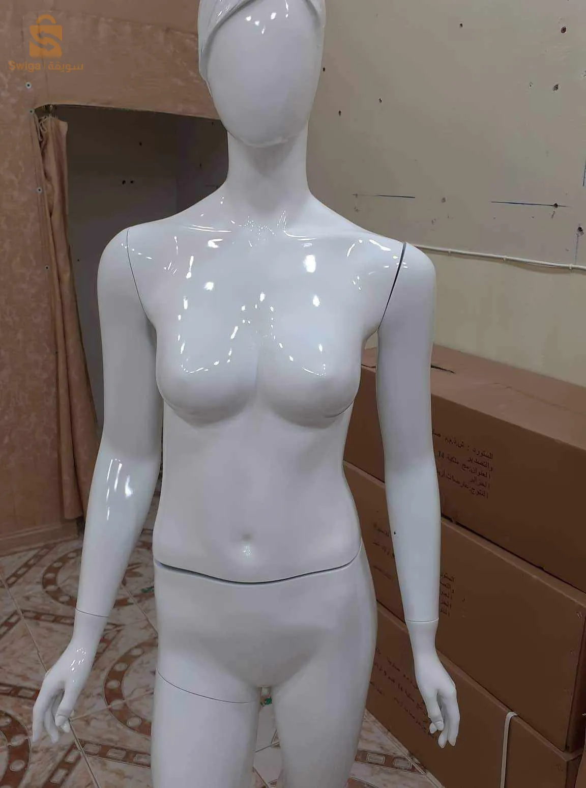 مانكات نسائية