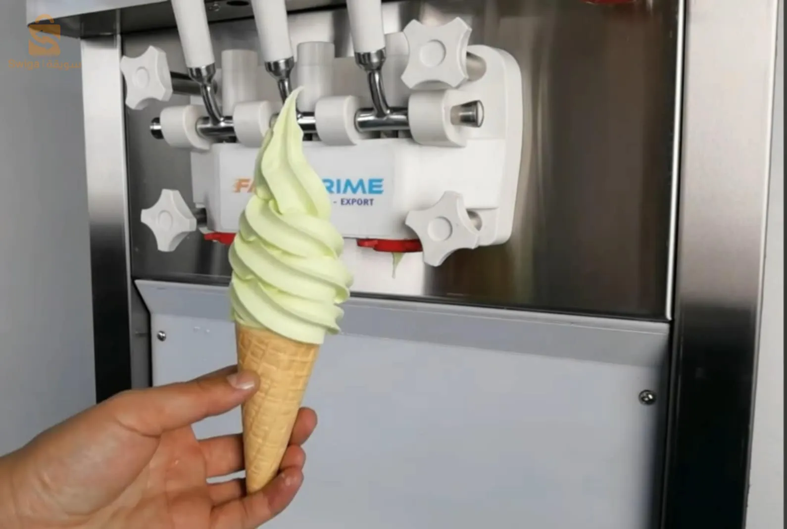 مشينات صنع مثلجات في حالة جيدة جيدا