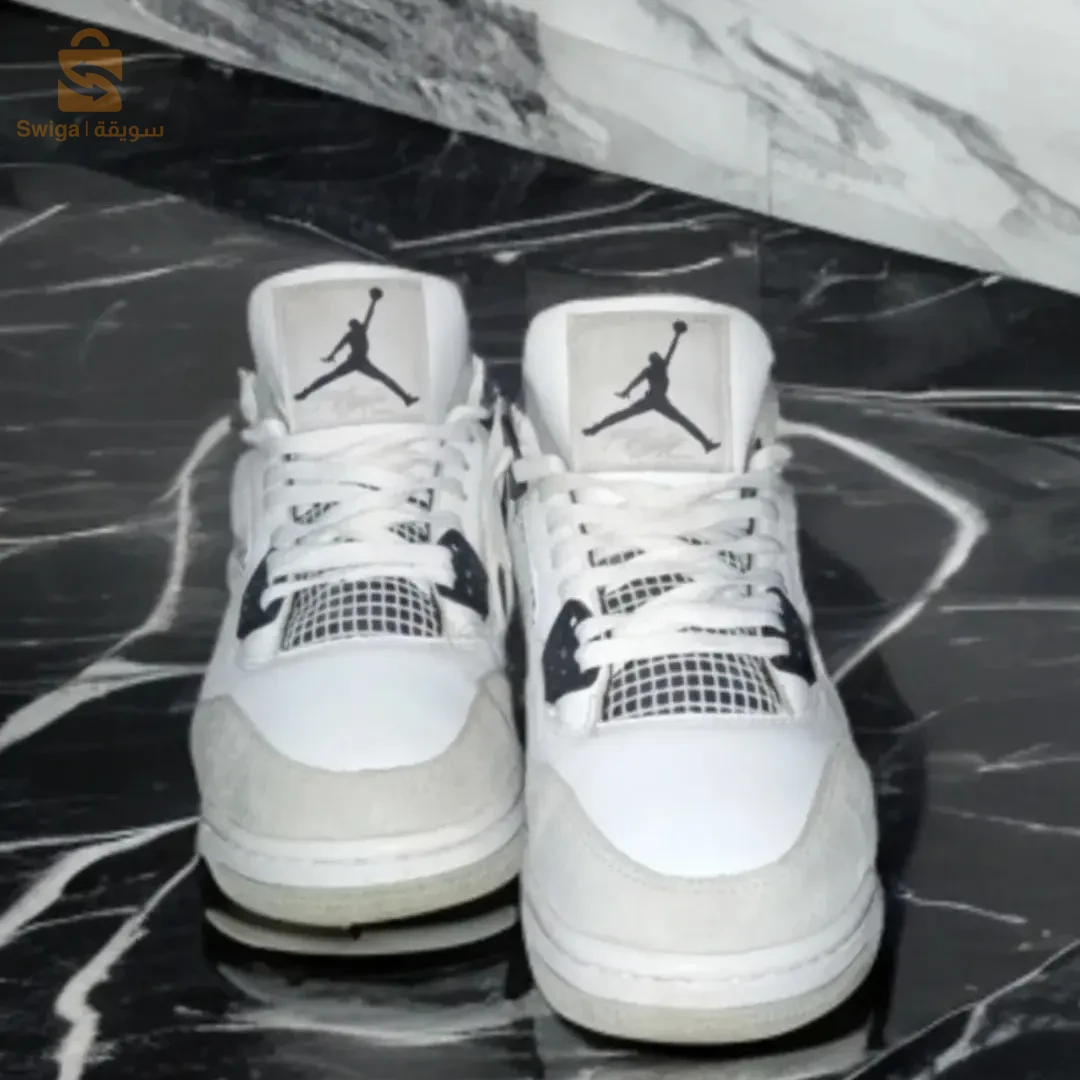 Jordan 4 mellitery black 41