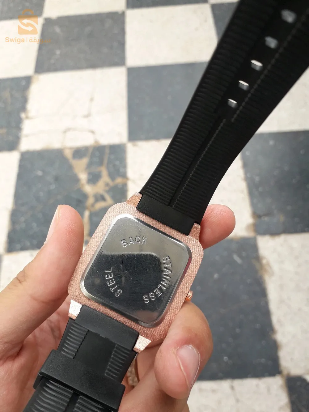 ساعة يد فخمة ⌚