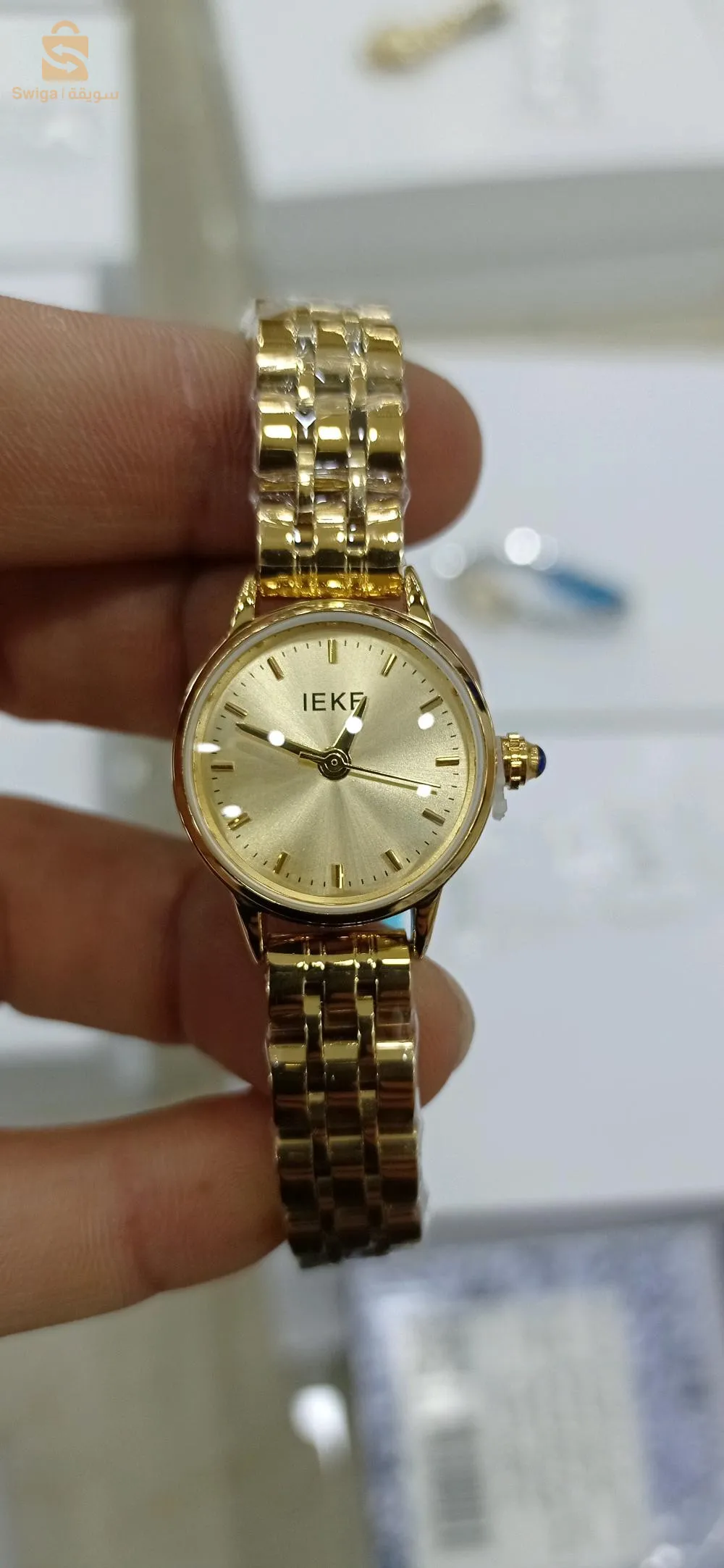 ساعة أصلية مقاومة للماء و للصدأ