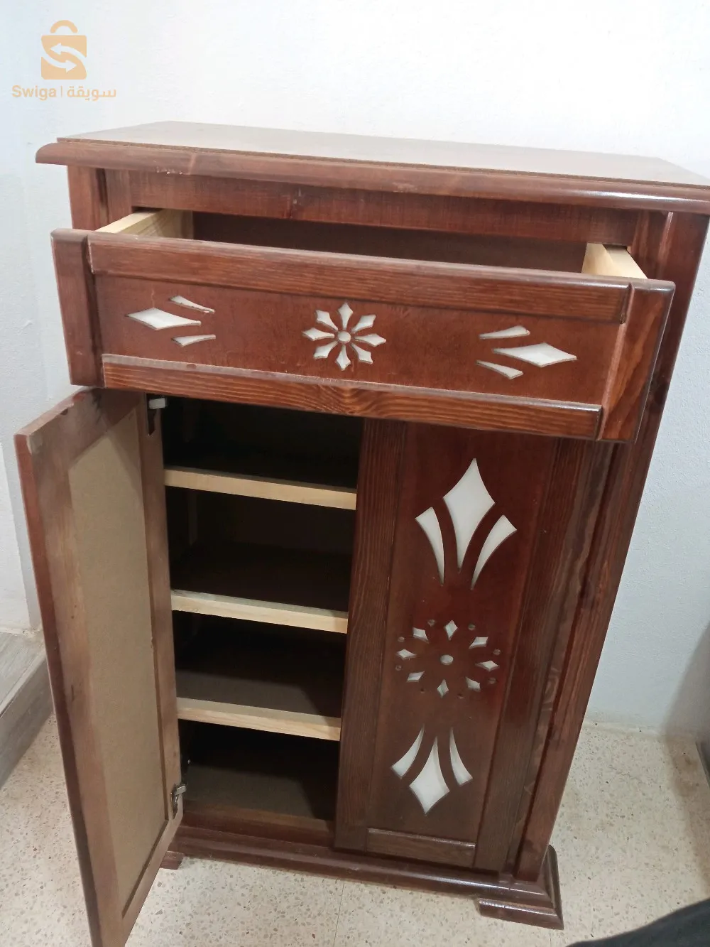 حاملة احذية