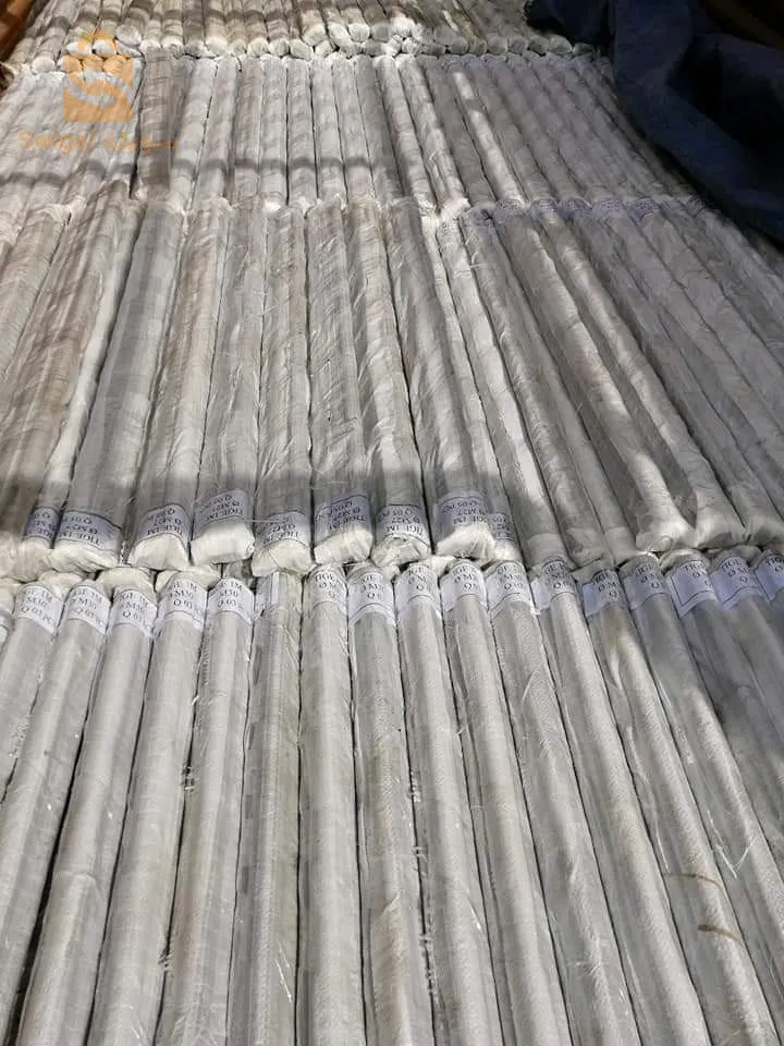 Selling all types of iron and metal building materials