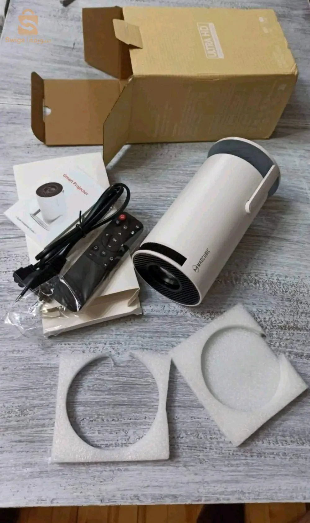 جهاز العرض Hy300pro